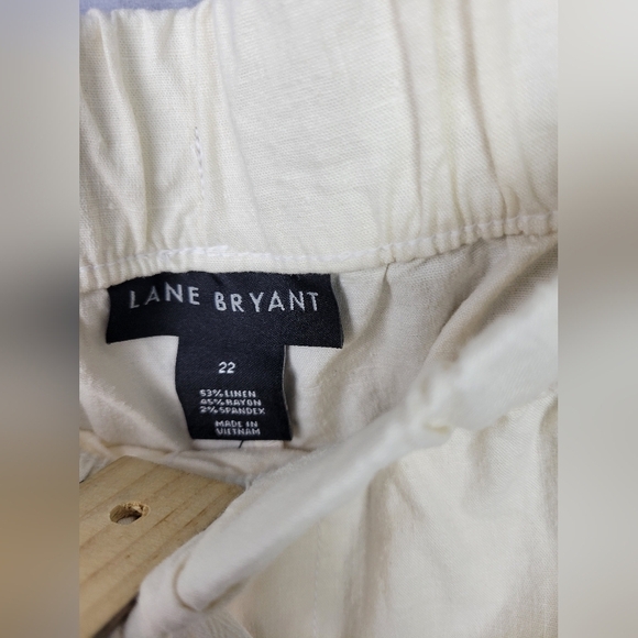 LANE BRYANT Pull On Beige Linen Shorts Size 22 Elastic waist - Picture 11 of 11